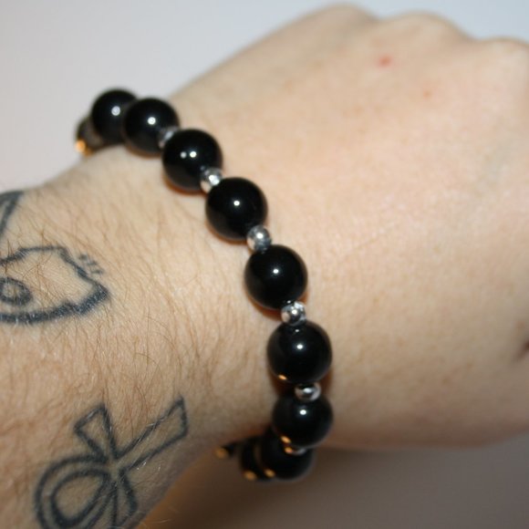 Beautiful silver and black bracelet 7" - Picture 2 of 4